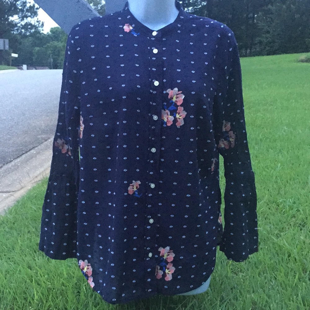 Loft embroidered light weight button up blouse M